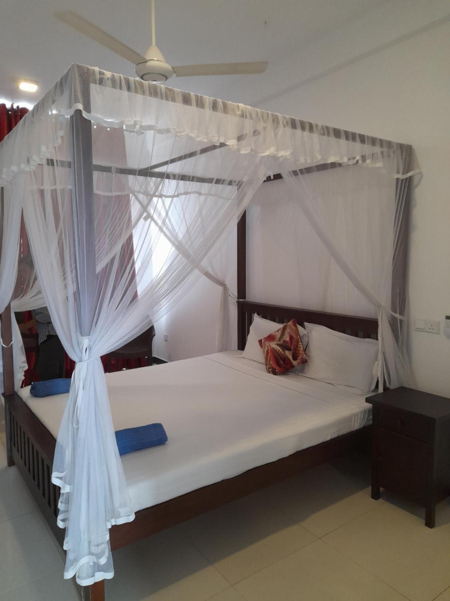 Marine Tourist Guest House At Negombo Beach المظهر الخارجي الصورة